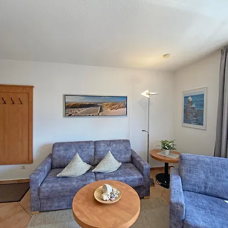 Апартаменти Ferienwohnung 04 Am Selliner See