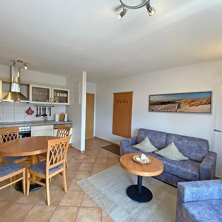 Ferienwohnung 04 Am Selliner See Apartmán *
