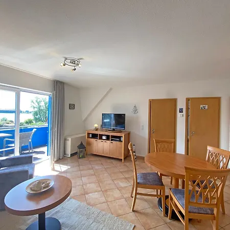 Ferienwohnung 04 Am Selliner See Apartmán *